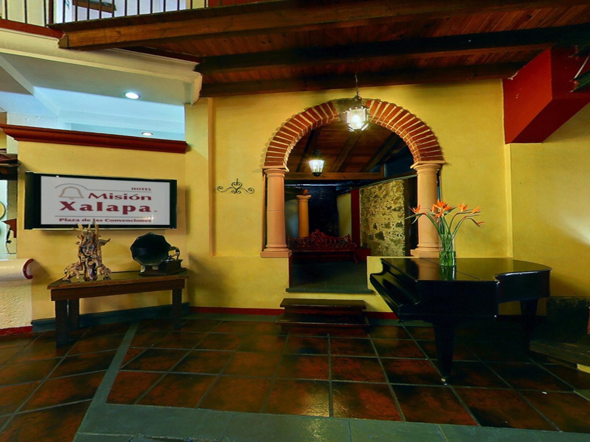Hotel Mision Халапа Экстерьер фото